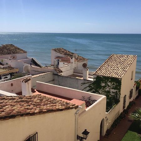 Ferienwohnung Casa Cachita-En 1ª Linea De Playa Estepona Exterior foto