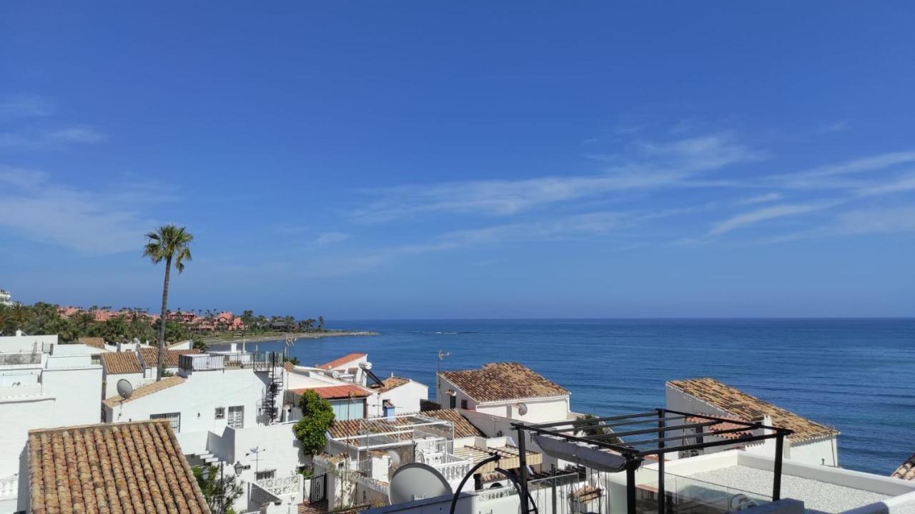 Ferienwohnung Casa Cachita-En 1ª Linea De Playa Estepona Exterior foto